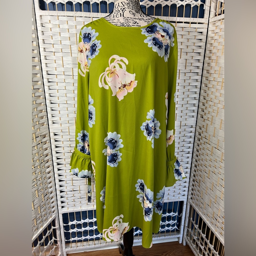 Loft floral shift dress